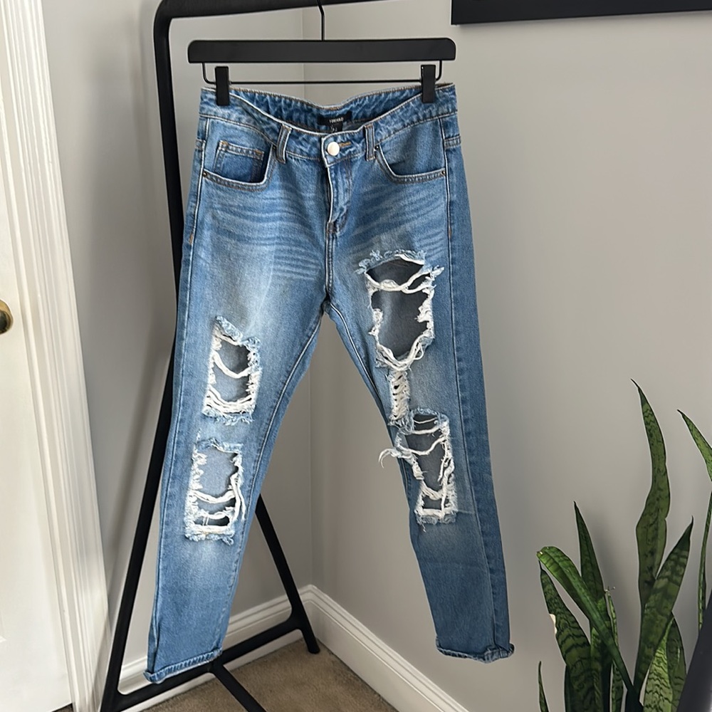 Forever 21 Cutout Distressed Blue Jeans Size S